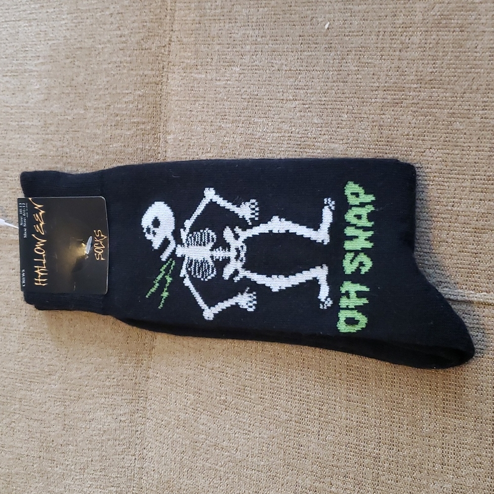 Skeleton Socks